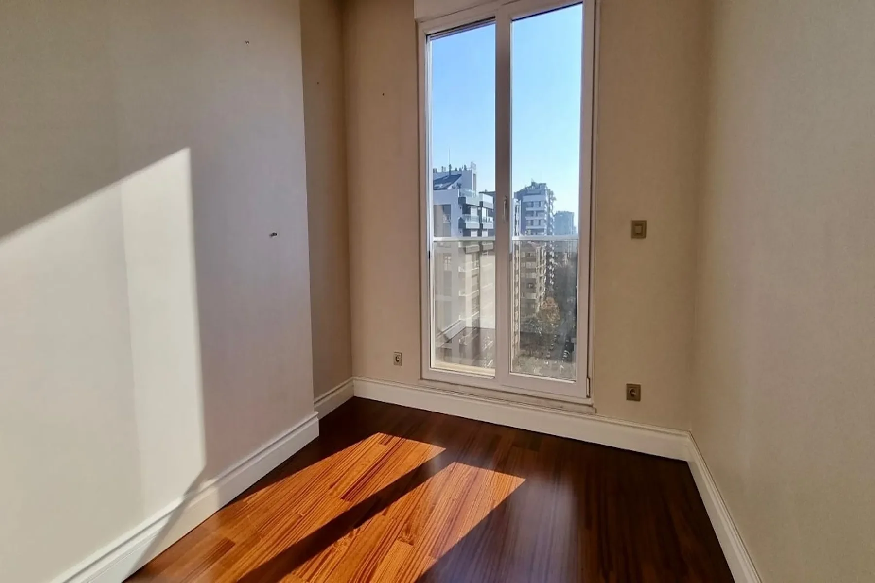 Gallery photo 11