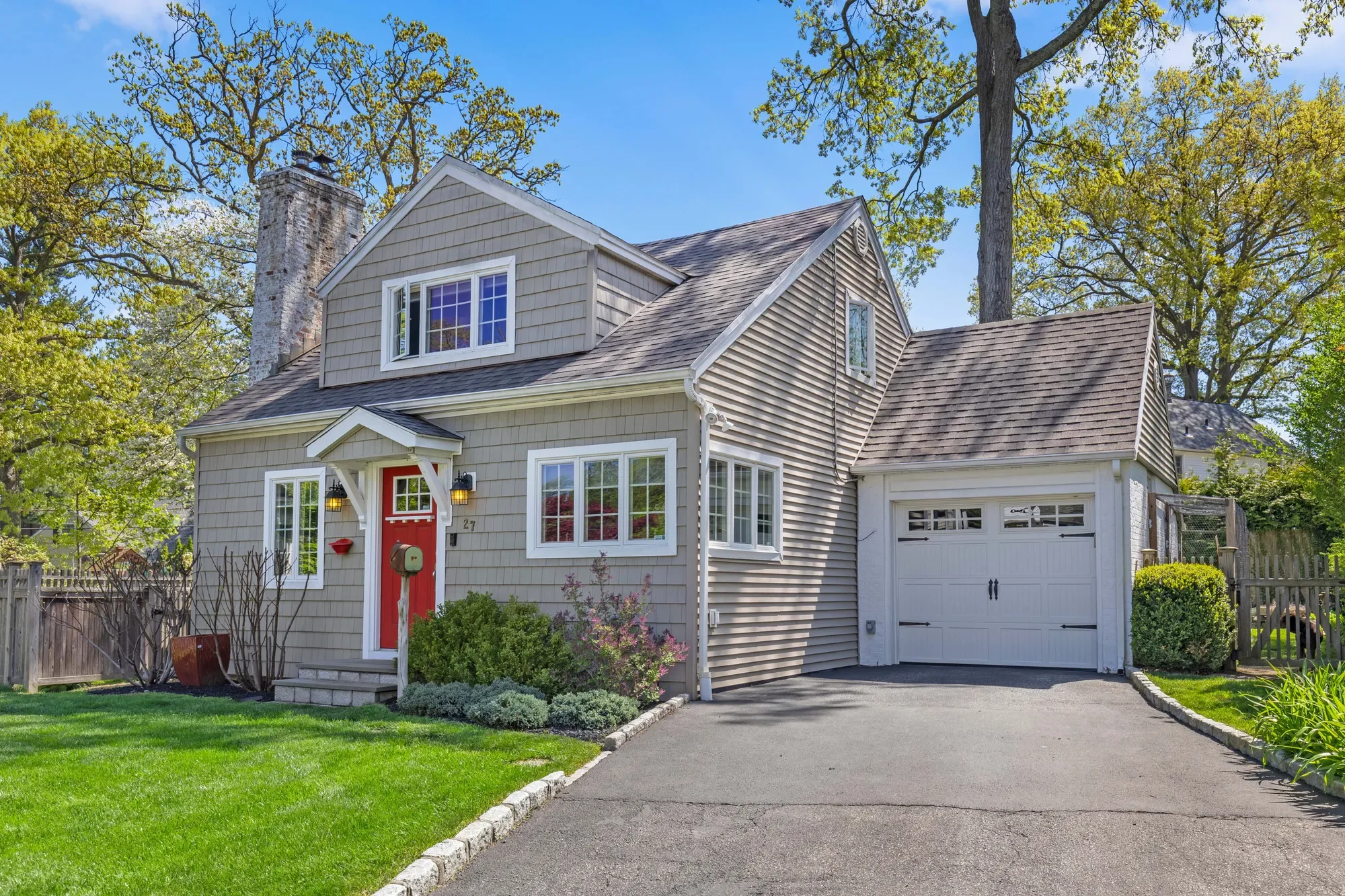 27 Smith Avenue, White Plains, NY 10605, White Plains, New York, United States. - Photo 12