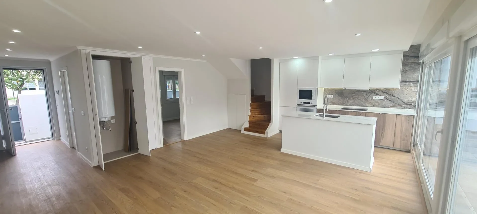 Gallery photo 4