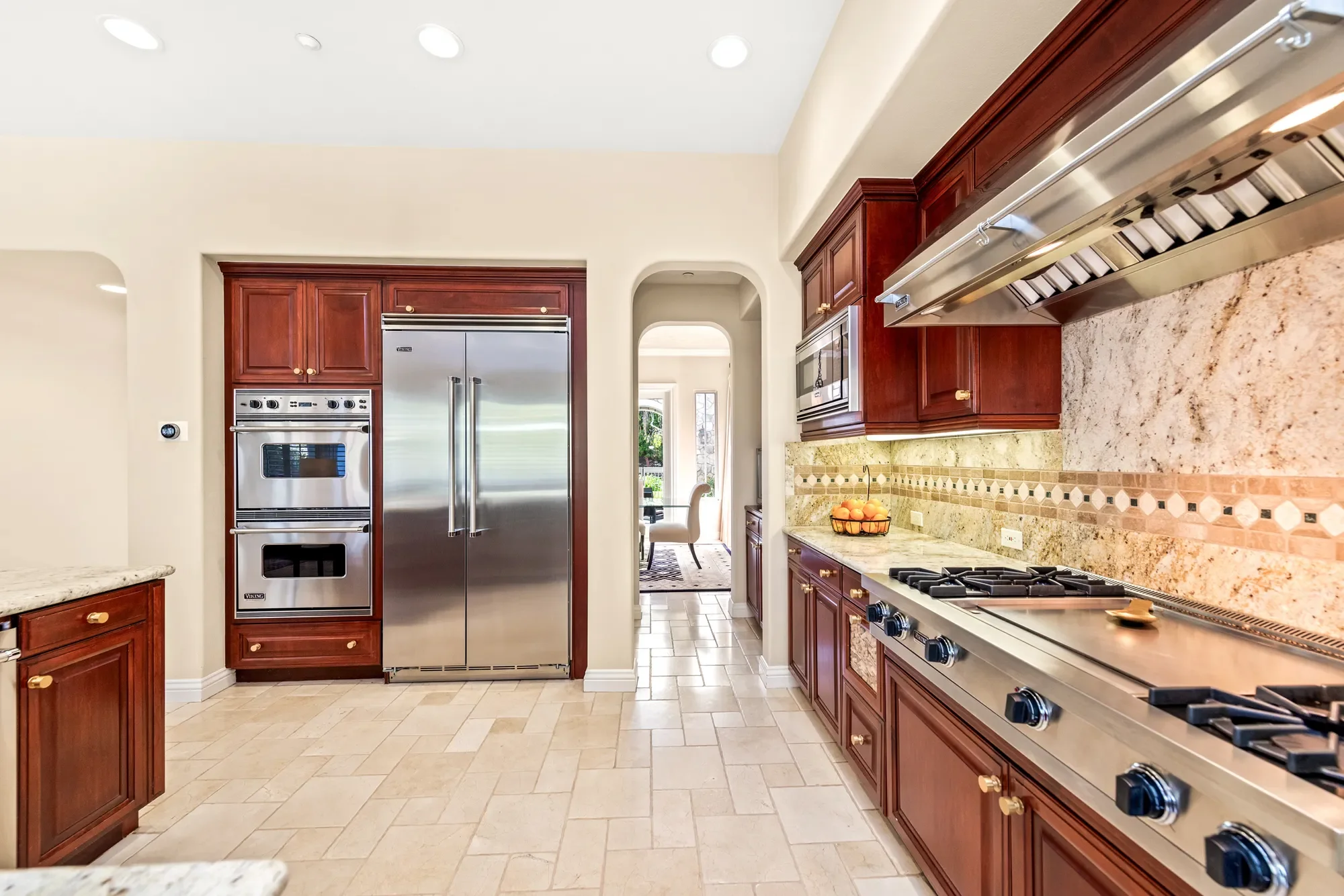 1008 N Country Club Drive, Simi Valley, CA 93065, Simi Valley, California, United States. - Photo 41
