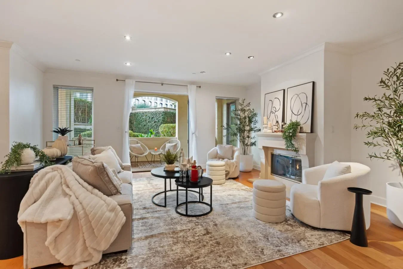 1040 Genter Street, San Diego, California, United States. - Photo 9