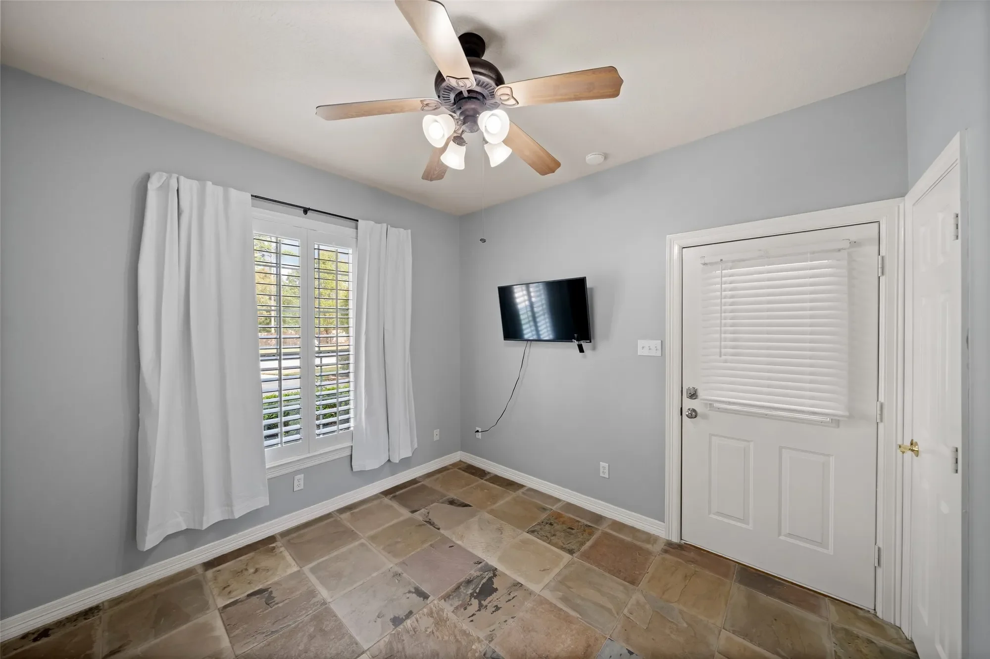 14123 Spring Pines Drive, Tomball, TX 77375, Spring, Texas, United States. - Photo 38