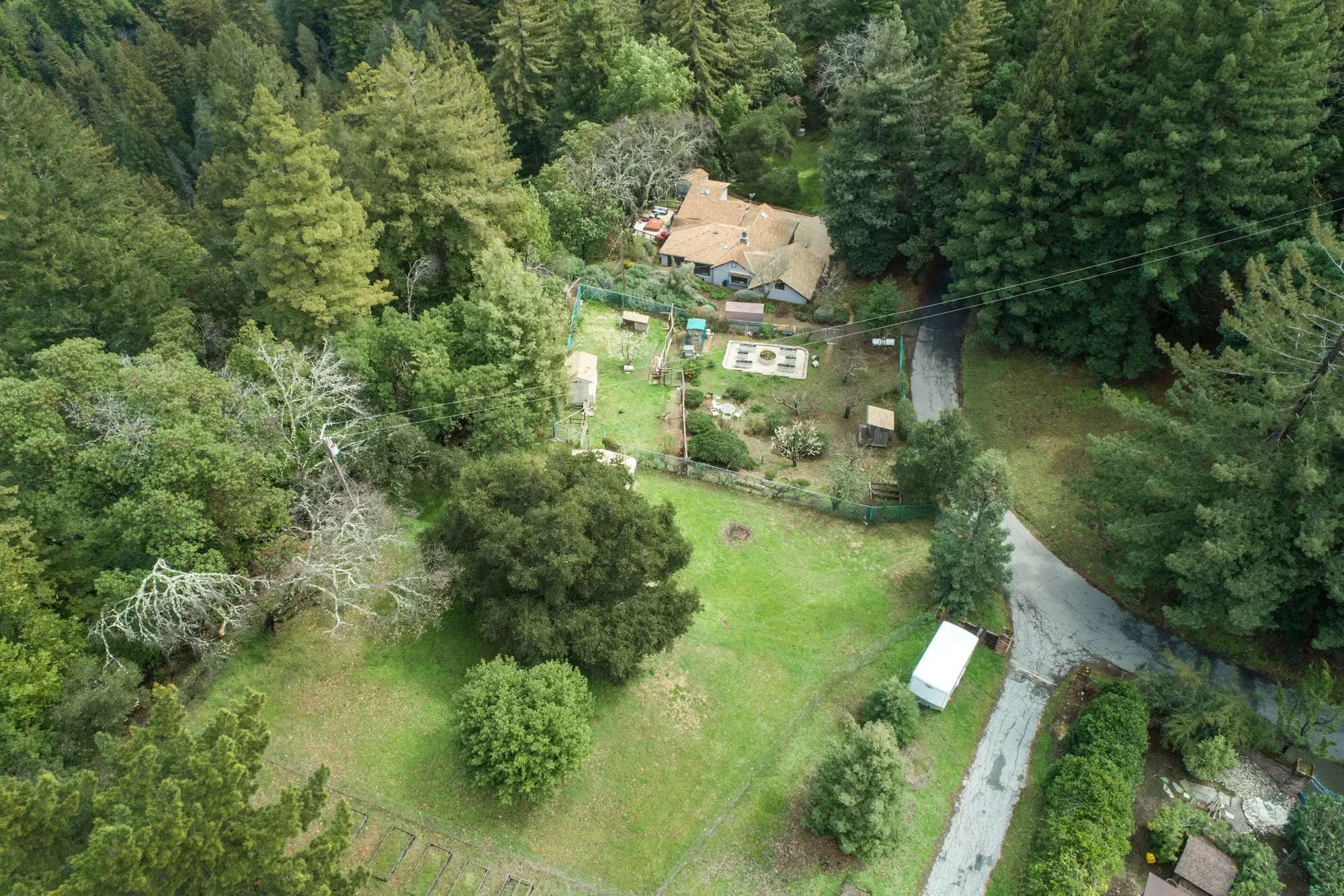 21860 Bear Creek Way , Los Gatos, CA 95033, Los Gatos, California, United States. - Photo 46