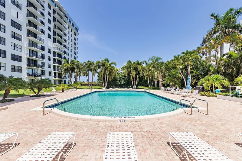 Washington Road, West Palm Beach, Florida, United States. - Photo 20