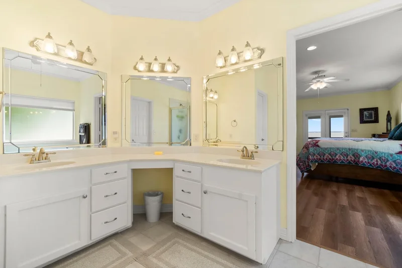 237 Vivian Road, Onalaska, Texas, United States. - Photo 32