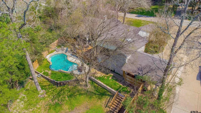 214 E Hideaway Lane East, Hideaway, TX 75771, Hideaway, Texas, United States. - Photo 38