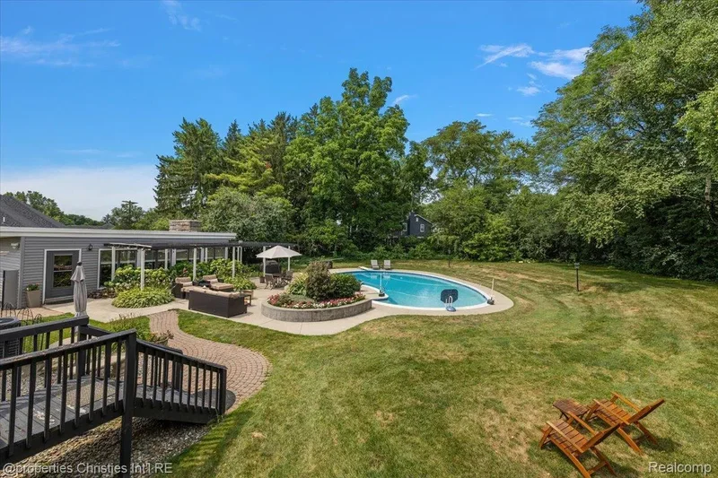 3060 Chickering Lane, Bloomfield Hills, Michigan, United States. - Photo 50