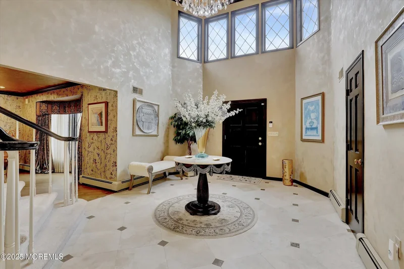 17 Emerald Drive, Marlboro Township, New Jersey, United States. - Photo 9