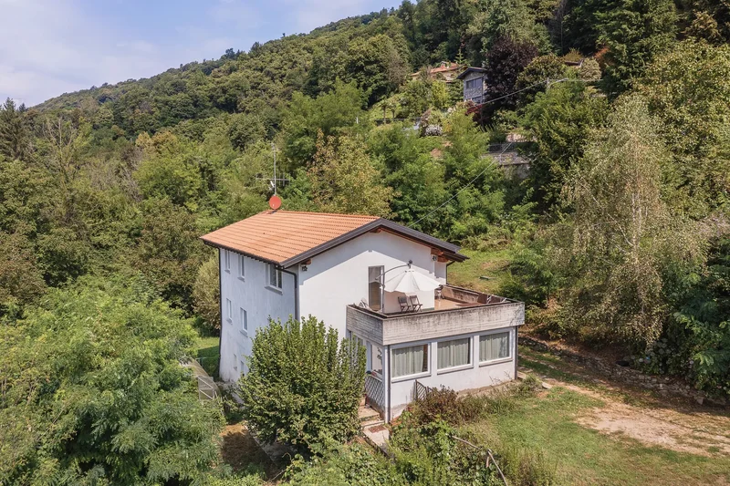 Dumenza, Lombardy, Italy. - Photo 45