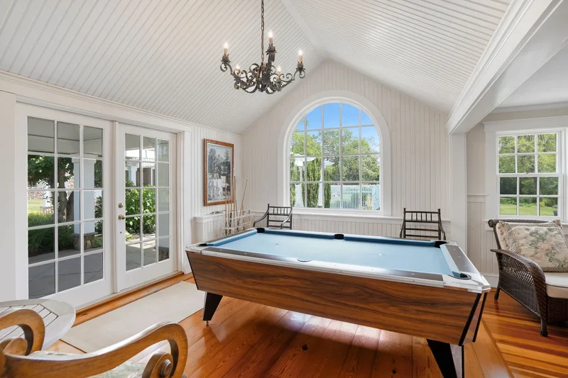 31 Lamberts Cove Road, Vineyard Haven, MA 02568, West Tisbury, Massachusetts, United States. - Photo 15