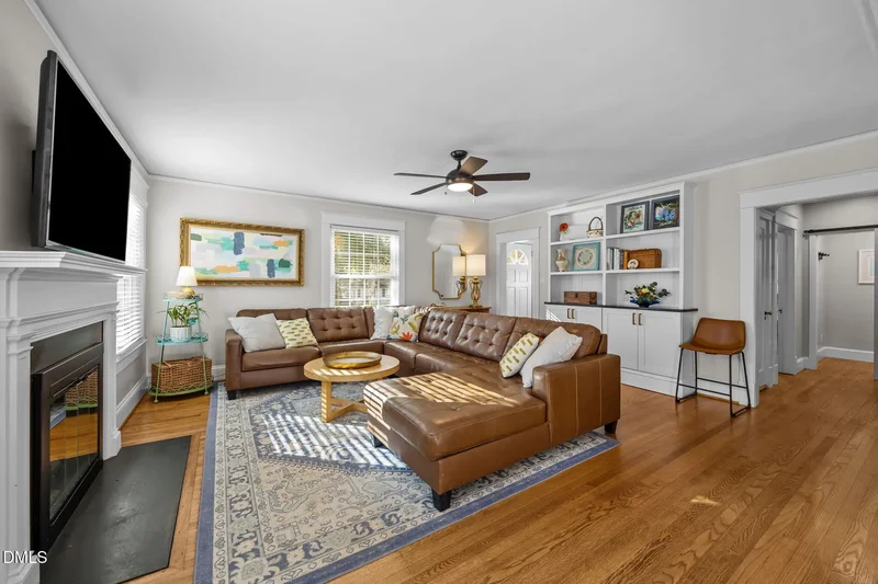 727 E Whitaker Mill Road, Raleigh, North Carolina, United States. - Photo 24