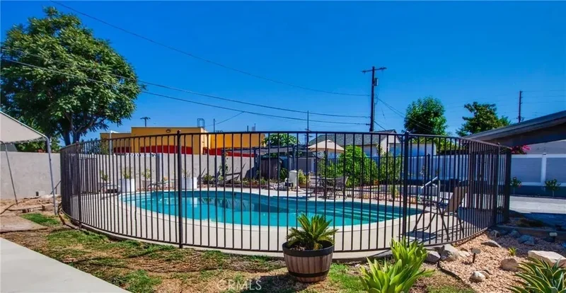 17011 Burton Street, Los Angeles, California, United States. - Photo 29