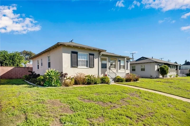 159 E La Verne, Pomona, CA 91767, Pomona, California, United States. - Photo 32