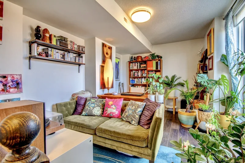 7 Foundry Lane  219, Toronto, ON M6H 0B7, Toronto, Ontario, Canada. - Photo 2