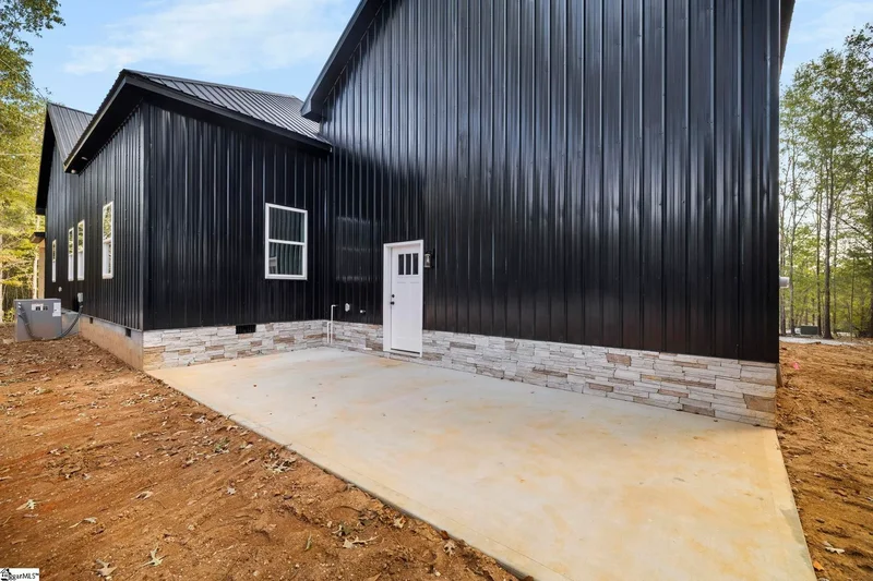6025 Highway 101 N, Gray Court, SC 29645, Gray Court, South Carolina, United States. - Photo 41