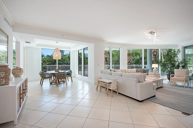 4151 Gulf Shore Boulevard N , 201, Naples, FL 34103, Naples, Florida, United States. - Photo 16