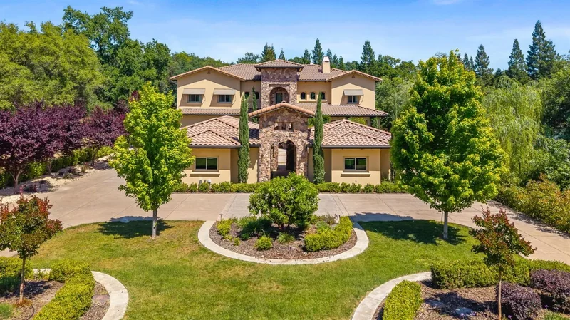 Residential Loomis