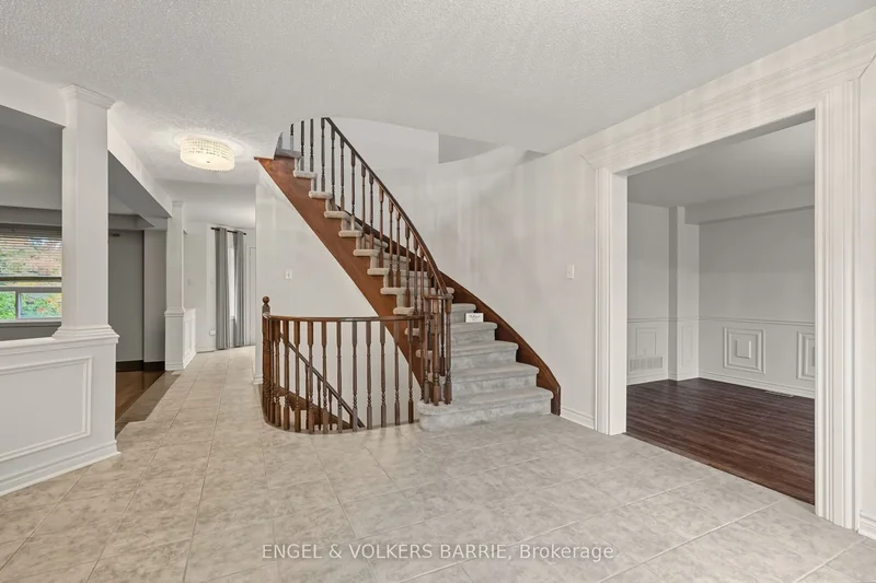 19 Northview Crescent, Barrie, Ontario, Canada. - Photo 23