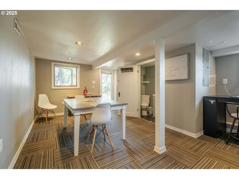 13060 SW Elk Rock Rd, LakeOswego, OR 97034, Lake Oswego, Oregon, United States. - Photo 27