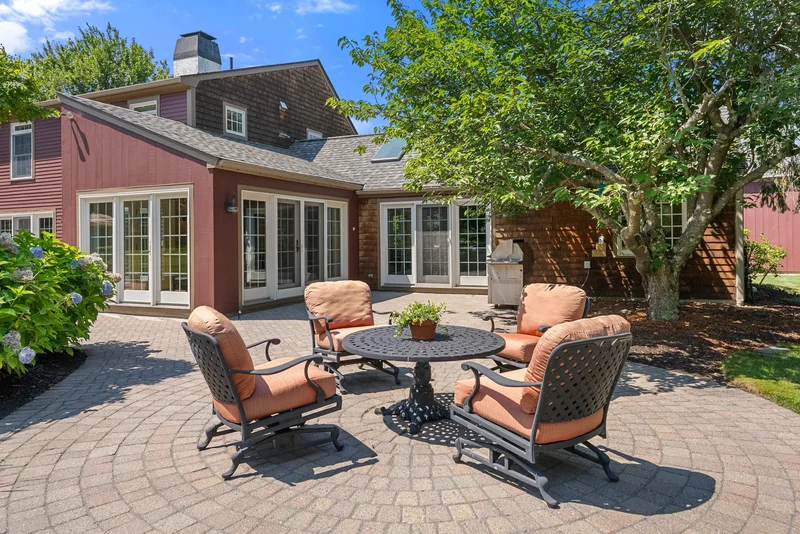 4  Hammond Way , Andover, MA 01810, Andover, Massachusetts, United States. - Photo 35