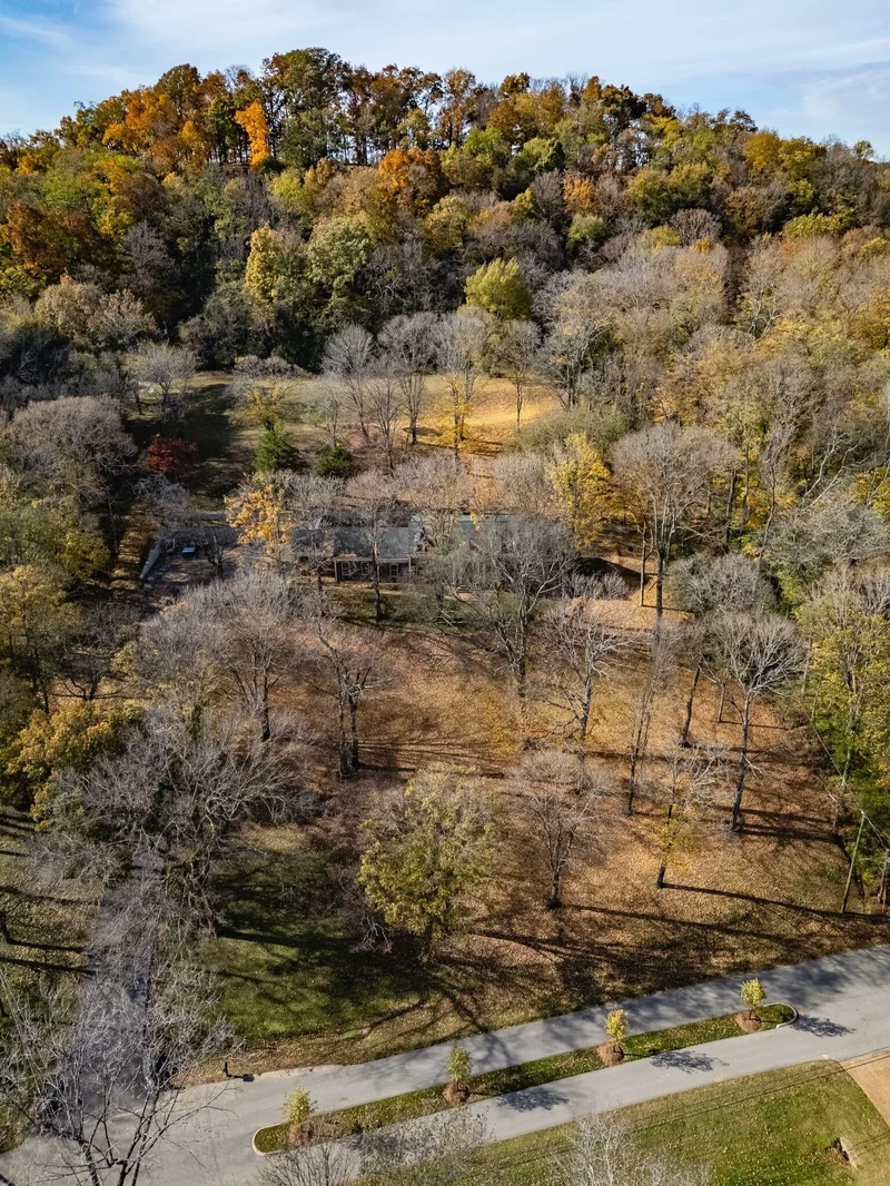 4353 Chickering Ln, Forest Hills, Tennessee, United States. - Photo 54