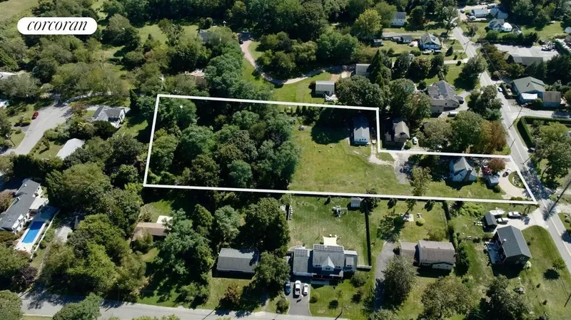 16 St. Mary's Road, Shelter Island, NY 11964, Shelter Island, New York, United States. - Photo 15