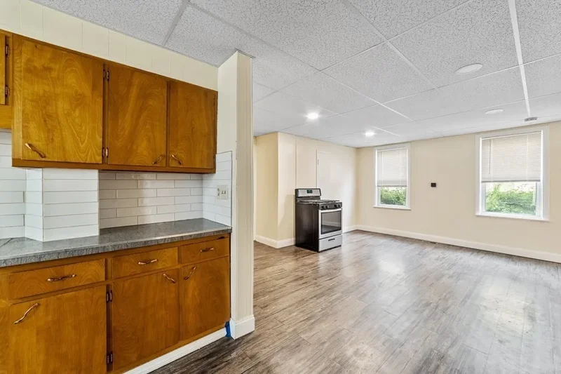 141 Cambridge St, Worcester, MA 01603-2339, Worcester, Massachusetts, United States. - Photo 10