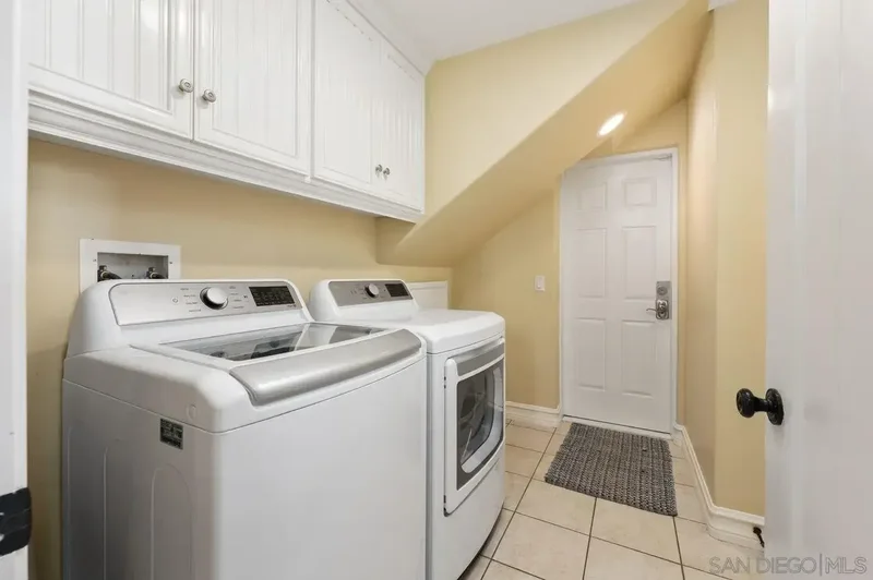 2740 Ocean Front Walk, San Diego, CA 92109, San Diego, California, United States. - Photo 39