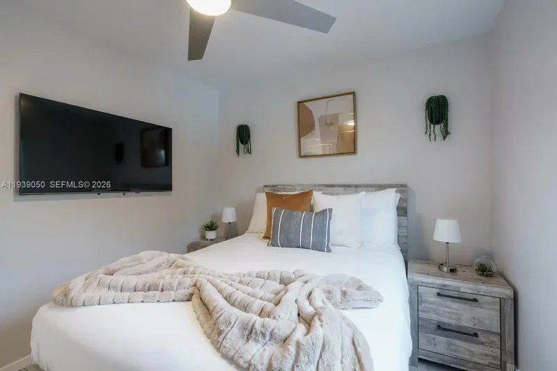 1721 SW 11th Ter, Miami, Florida, United States. - Photo 43