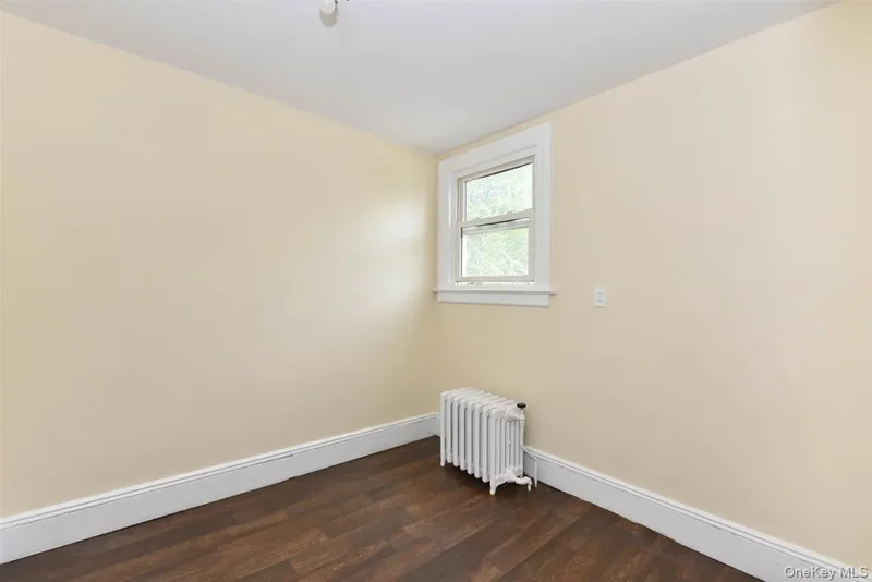 106 Grandview Avenue, Great Neck, NY 11020, Great Neck, New York, United States. - Photo 33