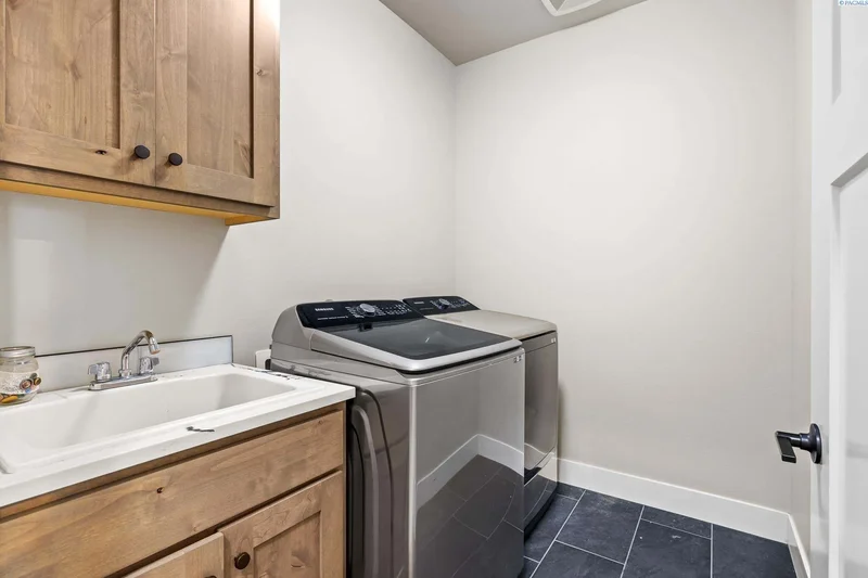 113 Columbia Bluff Lane, Pasco, WA 99301, Pasco, Washington, United States. - Photo 18