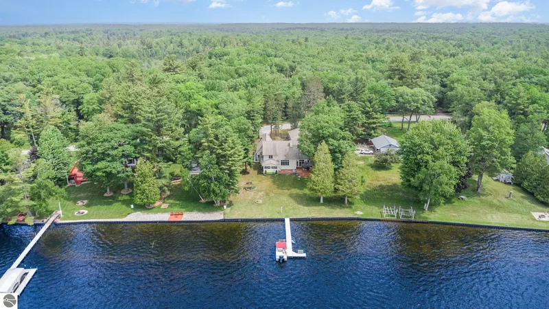 7435 Loud Drive, Oscoda, MI 48750, Oscoda, Michigan, United States. - Photo 2