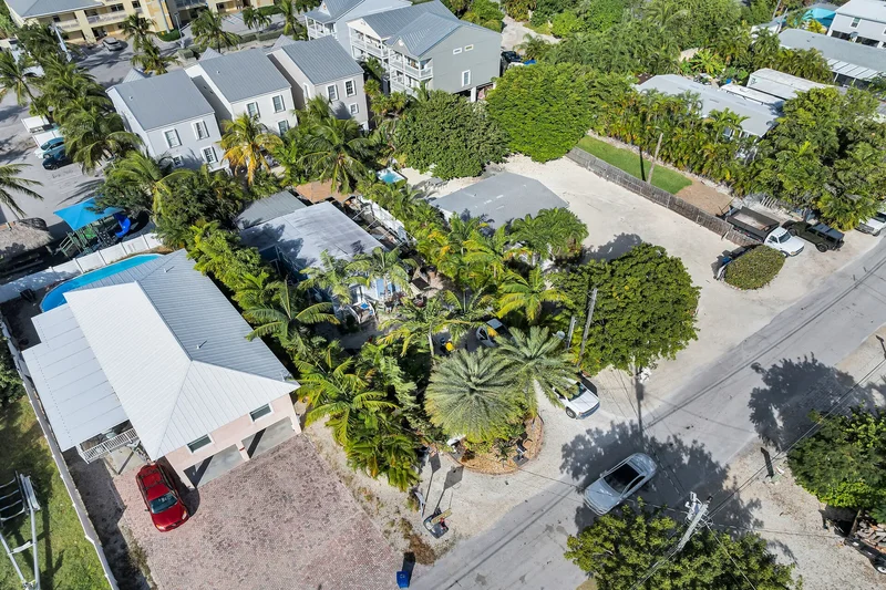 543 74th Street, Marathon, FL 33050, Marathon, Florida, United States. - Photo 5