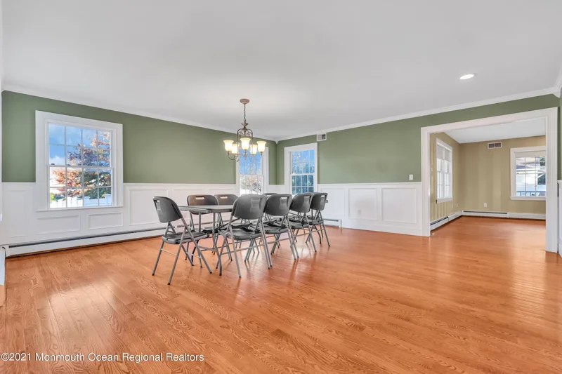 2323 Vermont Avenue, Toms River, New Jersey, United States. - Photo 21