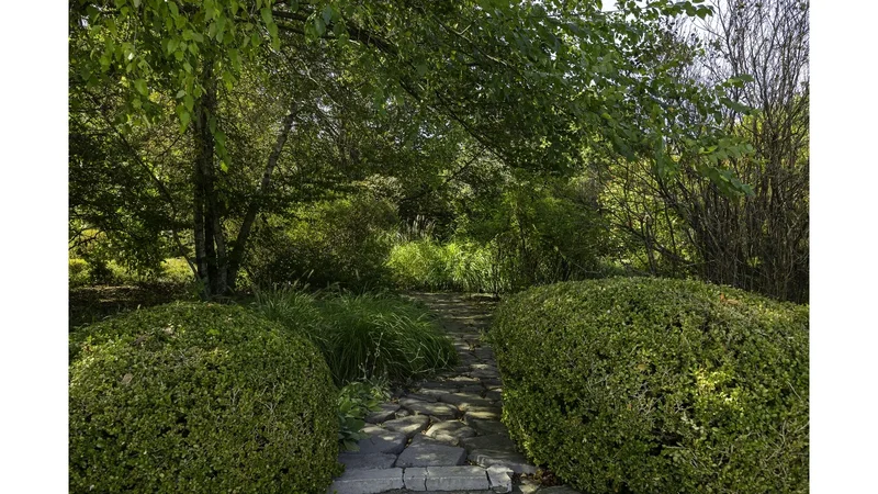 121-125 Butts Hollow Road, Millbrook, New York, United States. - Photo 17