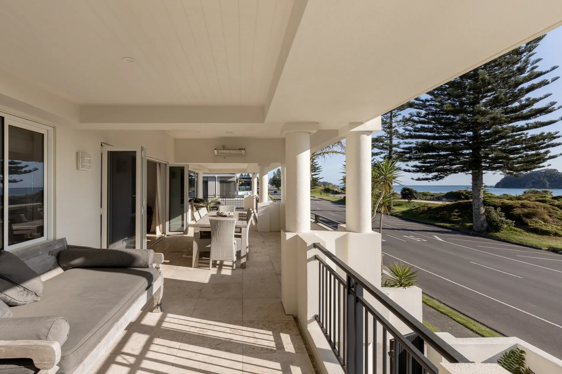 Exterior photo 11