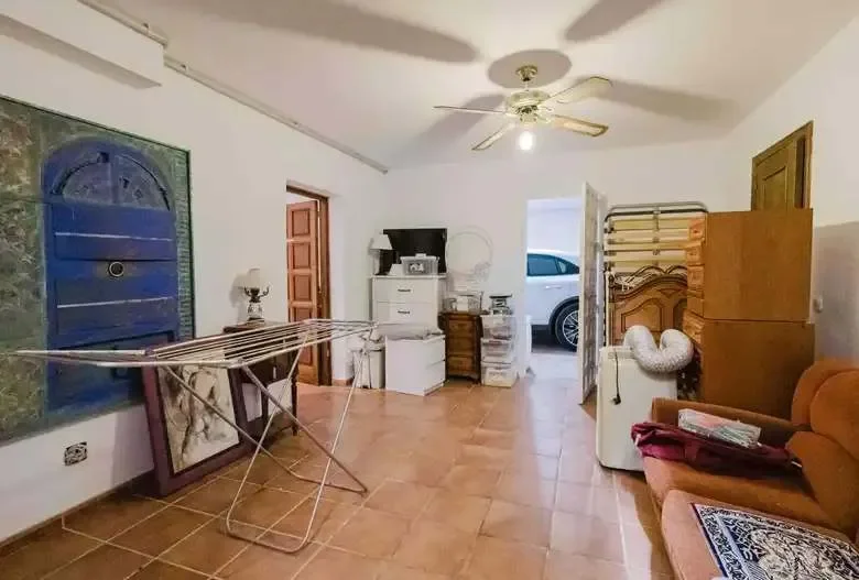 Property photo 12