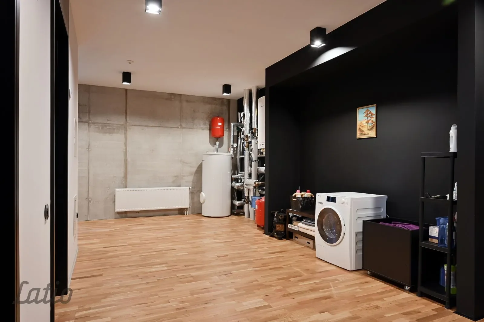 Property photo 8
