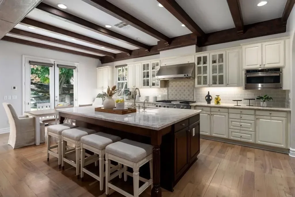 7442 Rancho Cabrillo Trail, Rancho Santa Fe, California, United States. - Photo 18