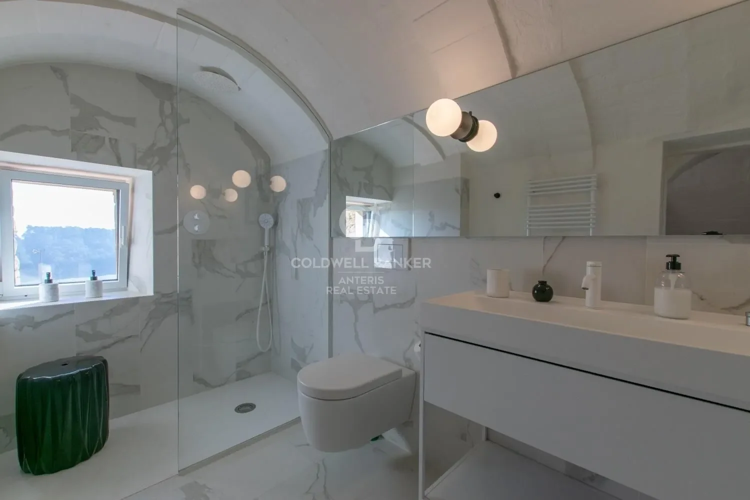 Gallery photo 9