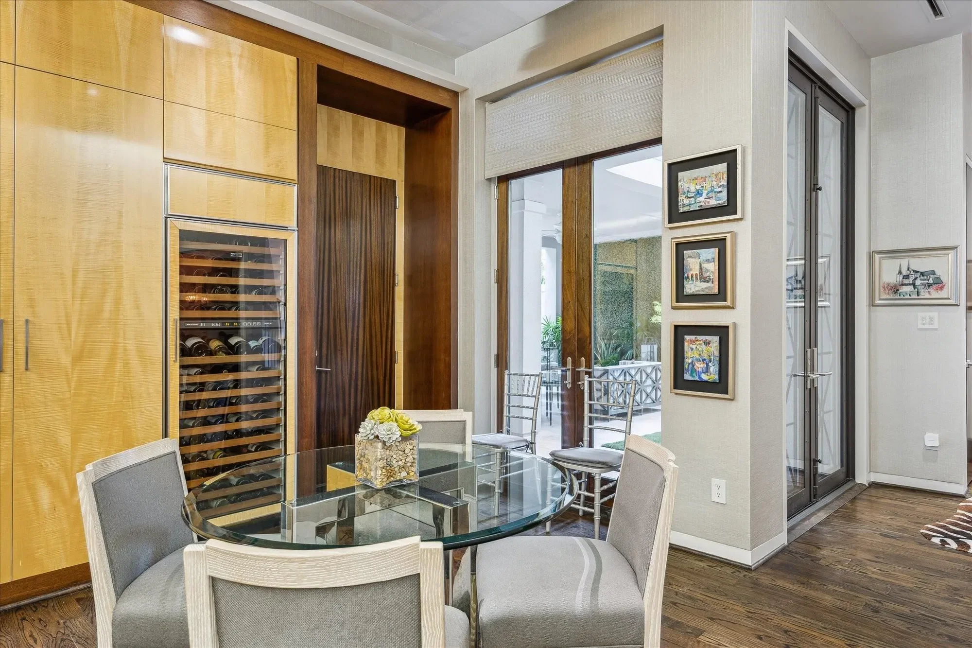 20 Eaton Square, Houston, Texas, United States. - Photo 13