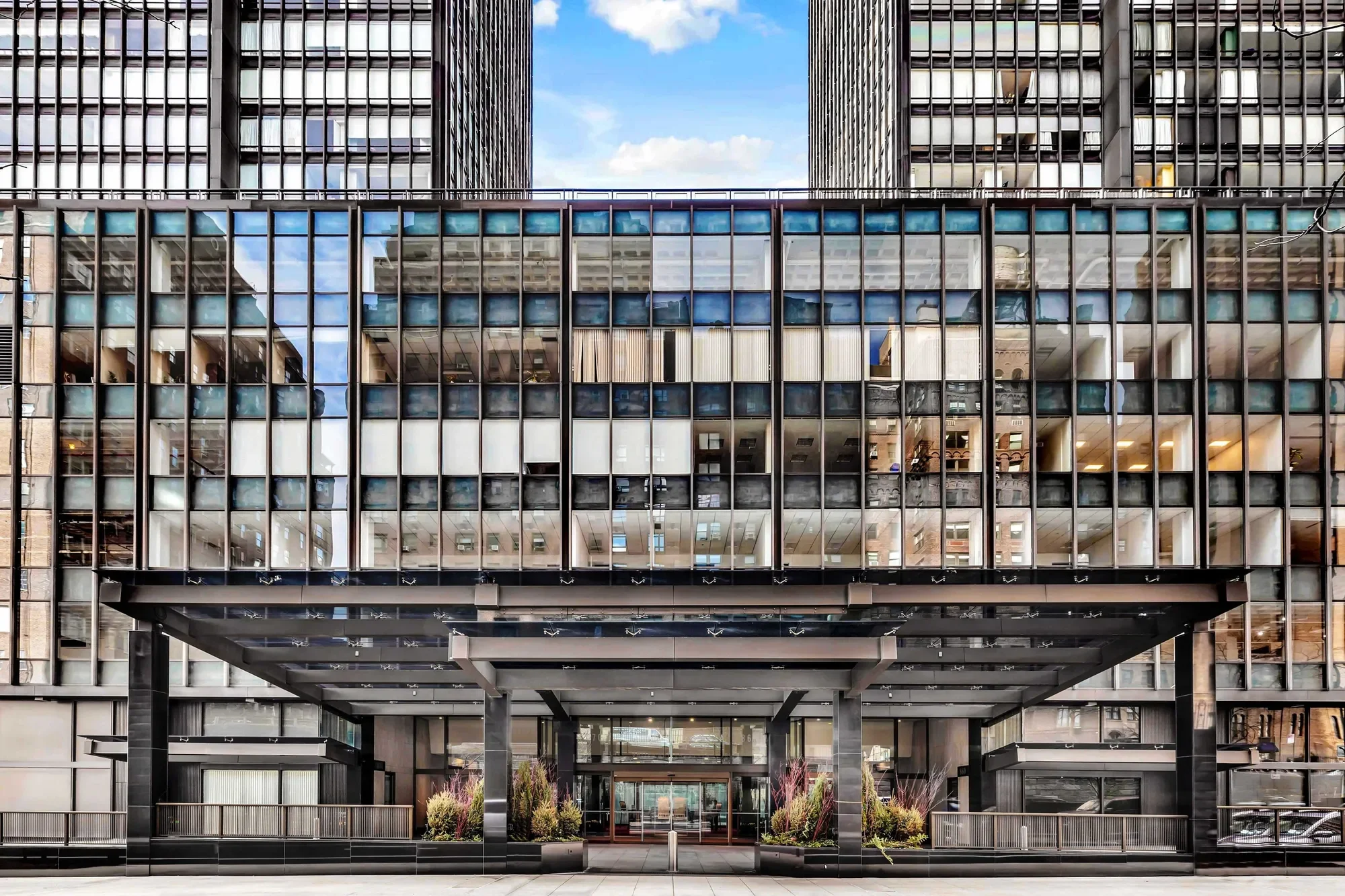 860 United Nations Plaza 25B, New York, NY 10017, New York, New York, United States. - Photo 15