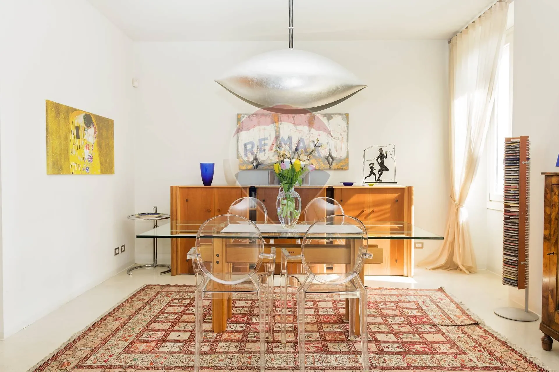 Gallery photo 3
