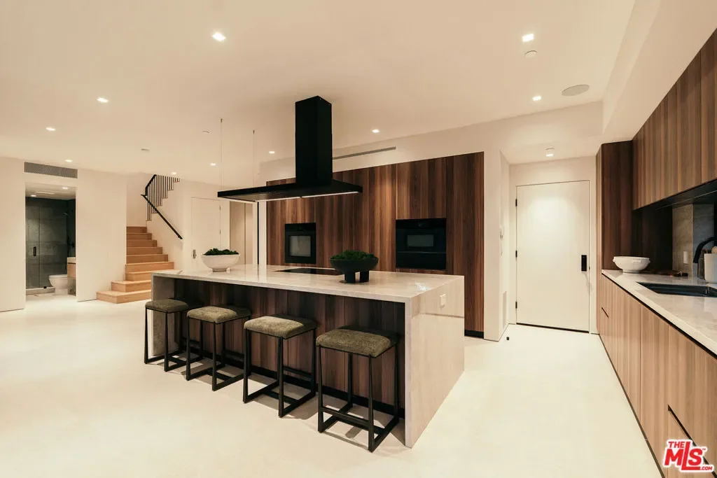2831 Malcolm Avenue, Los Angeles, California, United States. - Photo 25