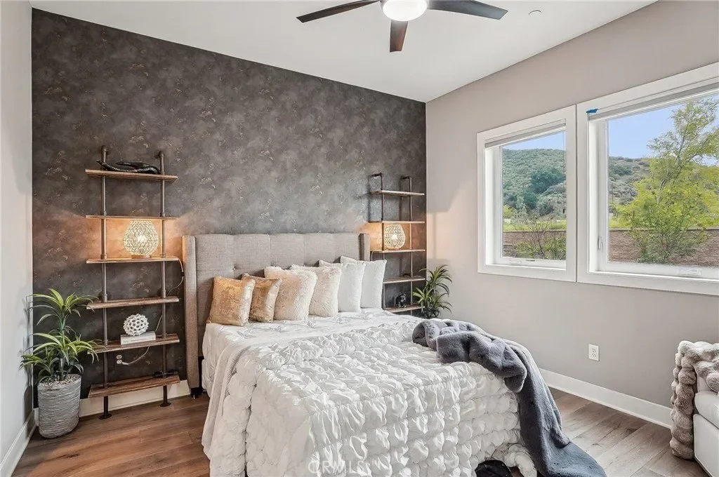 20452 W Esmerelda Lane, Porter Ranch, CA, 91326, USA, Los Angeles, California, United States. - Photo 34