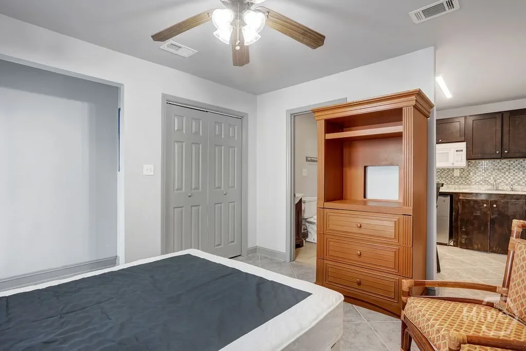 913-917 W 38th Street, Savannah, Georgia, United States. - Photo 50