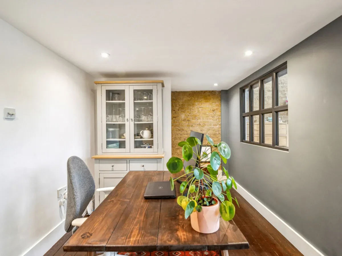 York Grove, London, SE15, London, England, United Kingdom. - Photo 10
