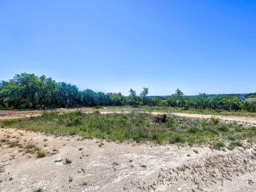 3425 Crawford RD, Spicewood, Texas, United States. - Photo 2