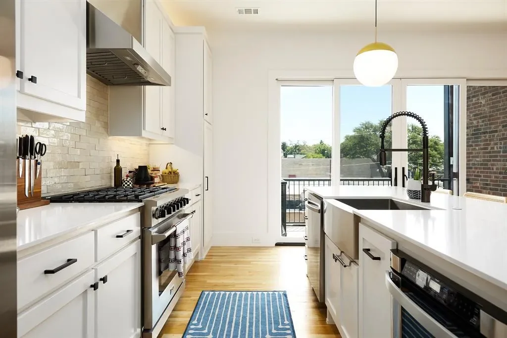 1844 Mecca Street, Dallas, Texas, United States. - Photo 9