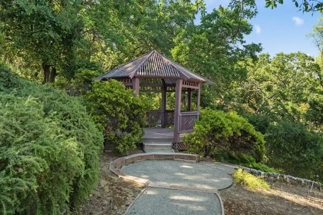 12359 Farr Ranch Road, Saratoga, California, United States. - Photo 44